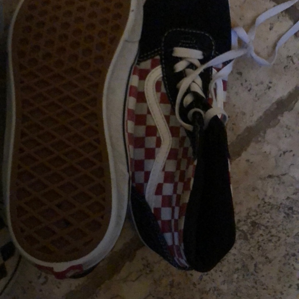 Vans - Picture 4 of 4